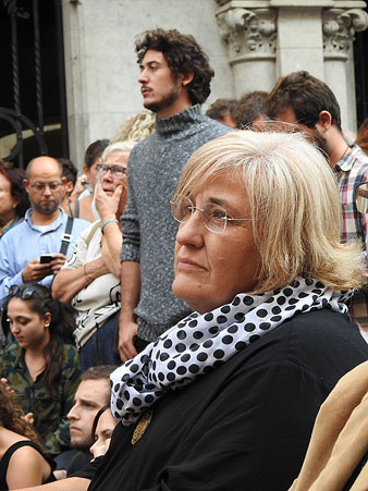 La regidora de l'Ajuntament de Girona Eva Palau, a la plaça del Vi