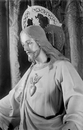 Imatge del Sagrat Cor que presideix l'església. 1930-1940