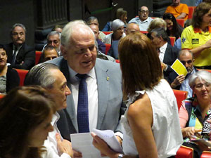 Diada Nacional 2017. Acte institucional a l'Auditori Josep Irla, amb parlaments de Marta Madrenas, Fermí Santamaria i Dolors Bassa