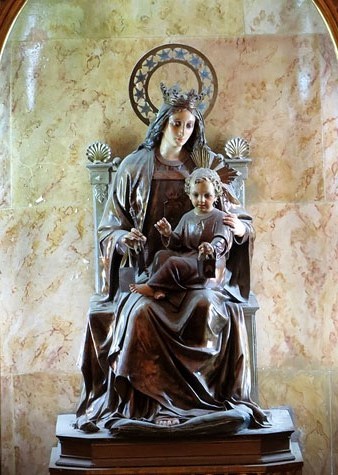 Imatge de la Mare de Dé del Carme a l'altar major