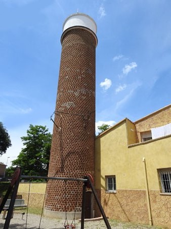 La torre d'aigua del barri