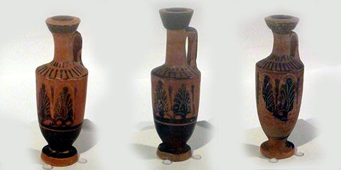 Tres lècits de ceràmica grega de figures negres
