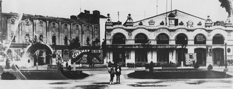 El teatre Albéniz i el cinema Coliseo Imperial, a la plaça Independència. 1928