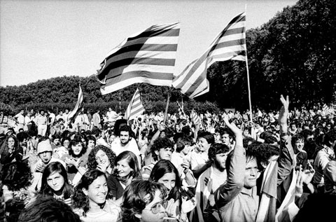 Diada Nacional de Catalunya a la pista d'atletisme de la Devesa. 11/09/1976