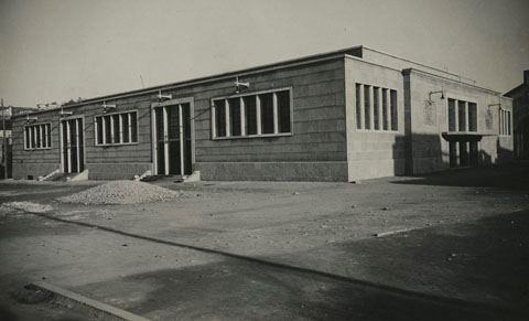 El Mercat del Lleó poc després de la seva construcció, el 1945