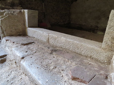 Excavacions a la pujada de Sant Domènec