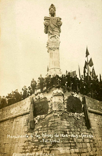 Monumento á los héroes de 1808-1809. Acte de descobriment de les dues làpides col·locades al peu del monument. 7 de novembre de 1909