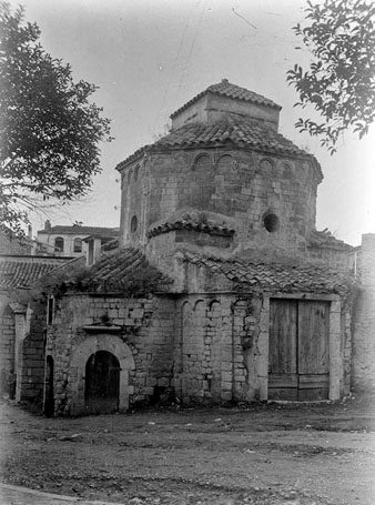 Exterior de l'església de Sant Nicolau a l'inici de les obres de restauració. 1939-1940