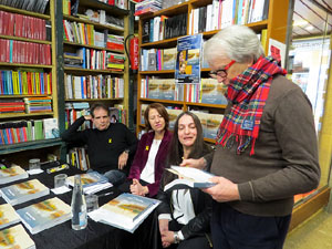 Presentació del llibre 'Esquitxos de l'Onyar' amb poemes de Dolors Vilamitjana i fotografies de Josep Burset, a la Llibreria Geli