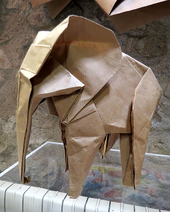 Elefant fet amb la tècnica de l'Origami