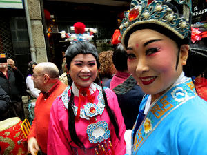 Celebració de l'any nou xinès a Girona. La gent