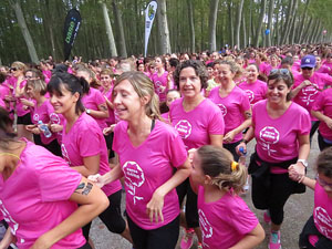 Cursa de la Dona 2016. Concentració i sortida del Parc de la Devesa