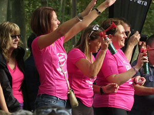 Cursa de la Dona 2016. Concentració i sortida del Parc de la Devesa