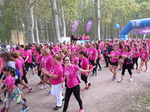 Cursa de la Dona 2016. Concentració i sortida del Parc de la Devesa