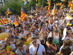 Diada Nacional 2016. Manifestació sotre el lema A punt. Endavant república catalana, a Salt