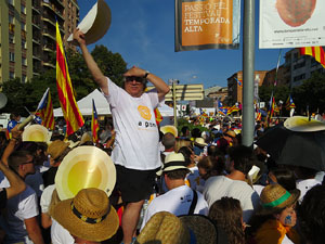 Diada Nacional 2016. Manifestació sotre el lema A punt. Endavant república catalana, a Salt