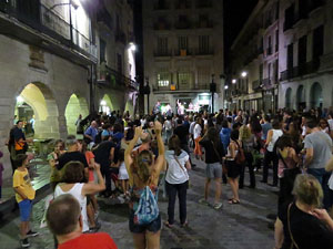 Diada Nacional 2016. Concert del grup Falciots Ninja a la plaça del Vi