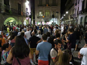 Diada Nacional 2016. Concert del grup Falciots Ninja a la plaça del Vi