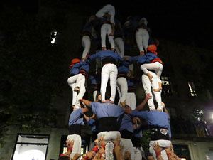 Fires 2016. Els Castells de Vigília a la Rambla de la Llibertat, amb els Marrecs de Salt i la Nova Muixeranga d'Algemesí