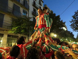 Fires 2016. Els Castells de Vigília a la Rambla de la Llibertat, amb els Marrecs de Salt i la Nova Muixeranga d'Algemesí