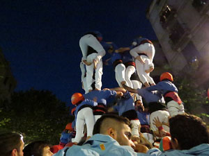 Fires 2016. Els Castells de Vigília a la Rambla de la Llibertat, amb els Marrecs de Salt i la Nova Muixeranga d'Algemesí