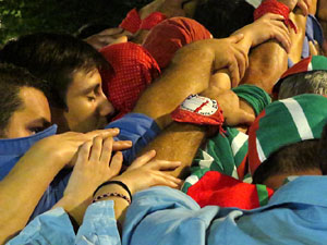 Fires 2016. Els Castells de Vigília a la Rambla de la Llibertat, amb els Marrecs de Salt i la Nova Muixeranga d'Algemesí