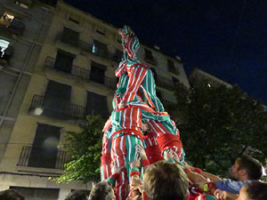 Fires 2016. Els Castells de Vigília a la Rambla de la Llibertat, amb els Marrecs de Salt i la Nova Muixeranga d'Algemesí