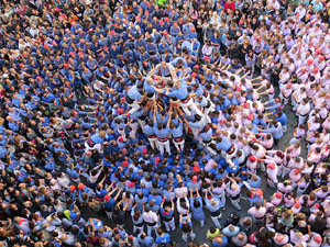 Fires 2016. La Diada Castellera a la pla&ccedil;a del Vi, amb els Marrecs de Salt, els Capgrossos de Matar&oacute; i els Minyons de Terrassa