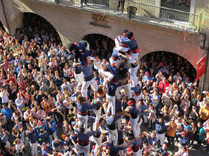 Fires 2016. La Diada Castellera a la pla&ccedil;a del Vi, amb els Marrecs de Salt, els Capgrossos de Matar&oacute; i els Minyons de Terrassa