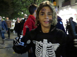 Fires 2016. 5a. Zombie Walk de Girona dins el festival Acocollona't