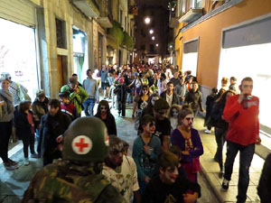 Fires 2016. 5a. Zombie Walk de Girona dins el festival Acocollona't
