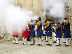 Girona resisteix! Jornades de recreació històrica de la Guerra de Successió. Combat al carrer de Pere de Rocaberti