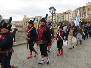 IX Festa Reviu els Setges Napole&ograve;nics de Girona. Desfilada pels carrers del Barri Vell