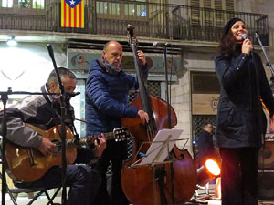 Nadal 2016. Encesa de les llums de Hanukkà a la plaça del Vi