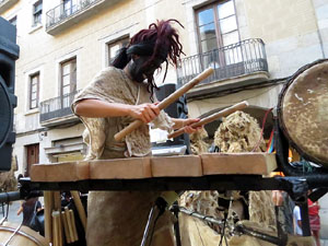 Festival Undàrius 2016. Espectacle de carrer Óssos del Pirineu, amb la Companyia Tutatis