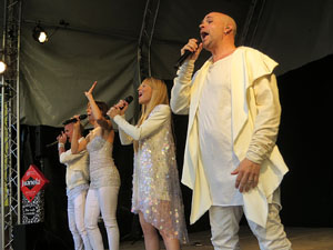 Festival A Capella 2017. Actuació del grup Fork a la plaça de la Independència