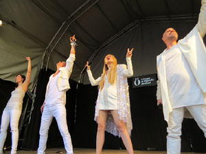 Festival A Capella 2017. Actuació del grup Fork a la plaça de la Independència