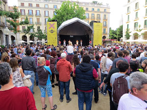 Festival A Capella 2017. Actuació del grup Fork a la plaça de la Independència