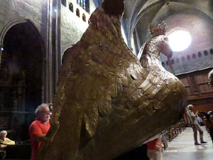 Corpus 2017. Assaig del ball de l'Àliga a la nau de la Catedral de Santa Maria