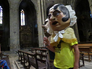 Corpus 2017. Assaig del ball de l'Àliga a la nau de la Catedral de Santa Maria