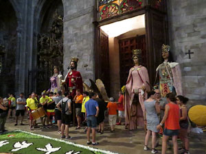 Corpus 2017. Assaig del ball de l'Àliga a la nau de la Catedral de Santa Maria