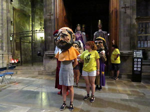 Corpus 2017. Assaig del ball de l'Àliga a la nau de la Catedral de Santa Maria