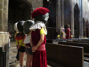 Corpus 2017. Assaig del ball de l'Àliga a la nau de la Catedral de Santa Maria