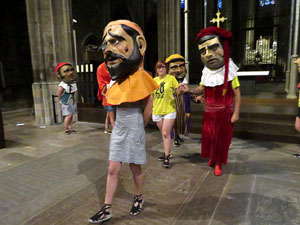 Corpus 2017. Assaig del ball de l'Àliga a la nau de la Catedral de Santa Maria