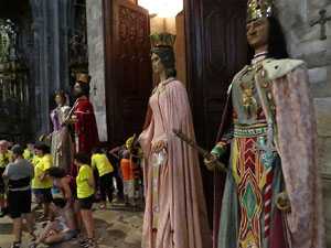 Corpus 2017. Assaig del ball de l'Àliga a la nau de la Catedral de Santa Maria