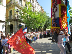 Festes de Primavera de Girona 2017. Cercavila de mulasses amb la Mula Baba i l'Ase de Bessan