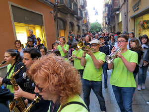 Festes de Primavera de Girona 2017. Cercavila de mulasses amb la Mula Baba i l'Ase de Bessan