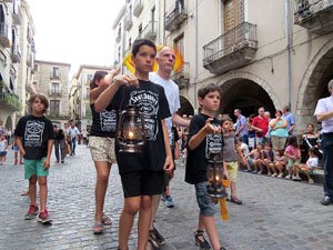 Arribada a Girona de la Flama del Canigó 2017