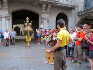 Arribada a Girona de la Flama del Canigó 2017