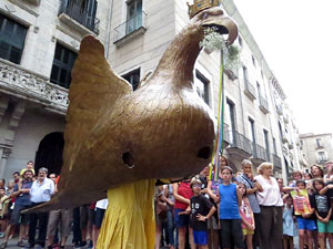 Arribada a Girona de la Flama del Canigó 2017